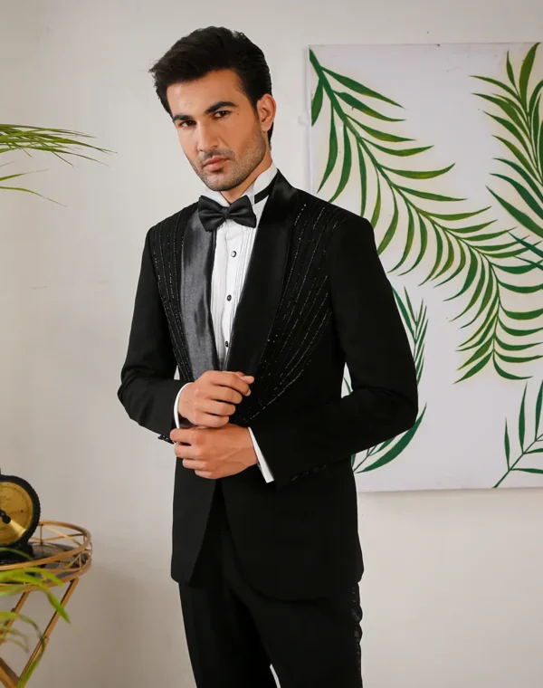 SIGNATURE TUXEDO