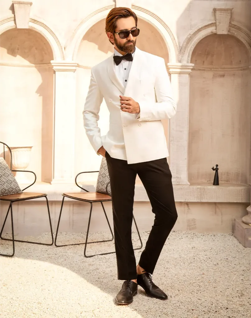 Second image of PEARL-WHITE TUX