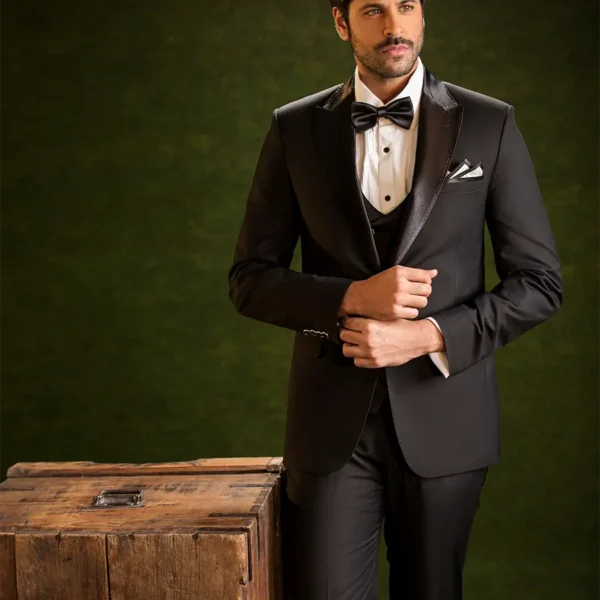 BLACK PEAK TUX