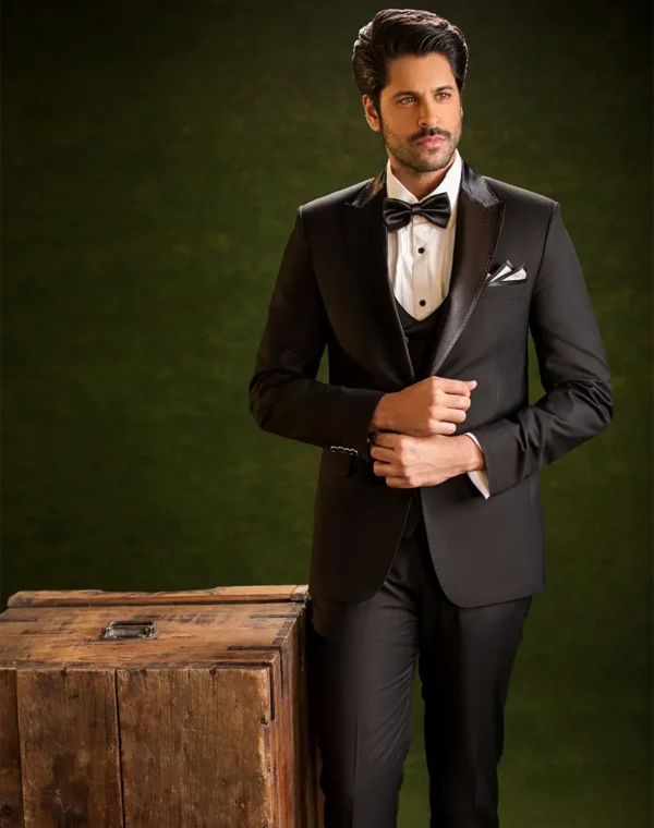 BLACK PEAK TUX