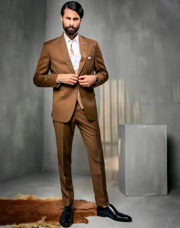 WALNUT SUIT