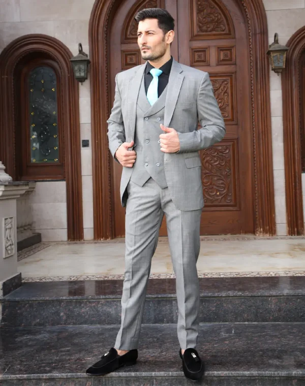 GREY THREE-PIECE SUIT
